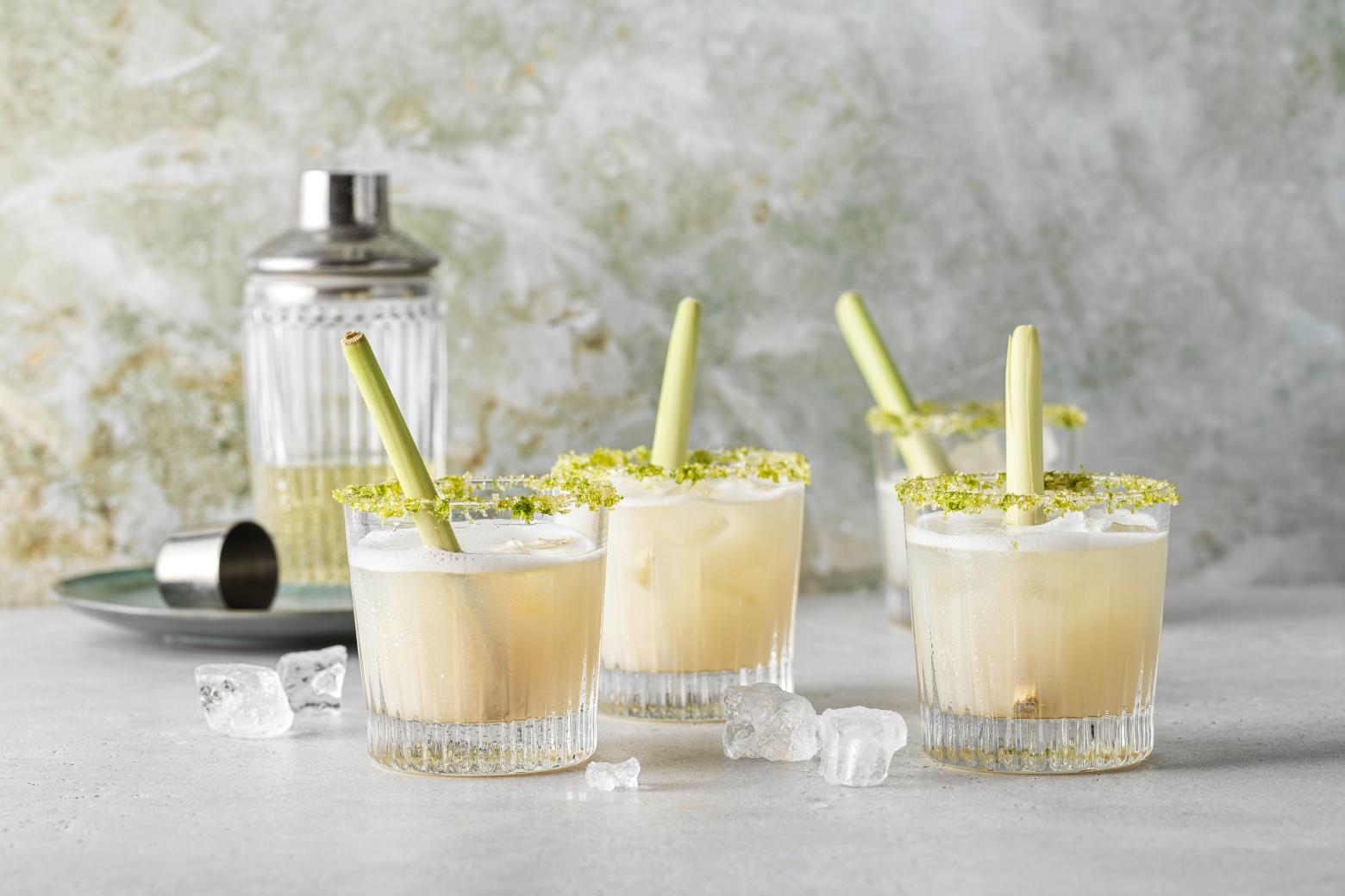 The perfect Lemongrass Infused Drink Recipe to try this Summer